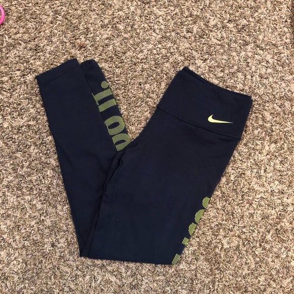 Nike workout leggings - Picture 1 of 2